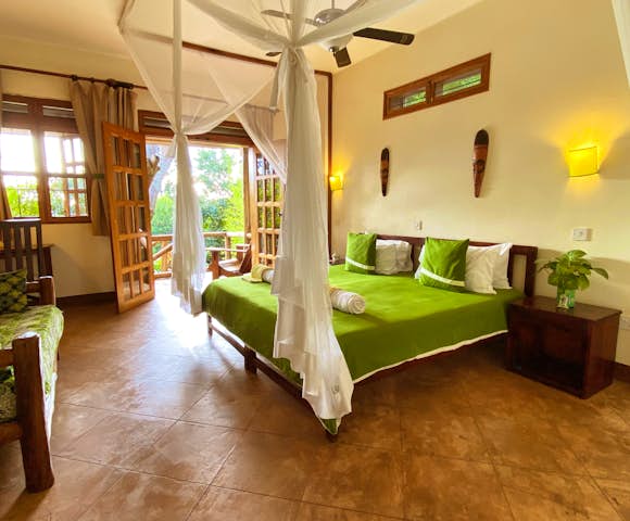 Room at Karibu Guesthouse Entebbe.